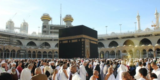 Hajj 2026: Why the Meningitis ACWY Vaccine is Essential for Pilgrims