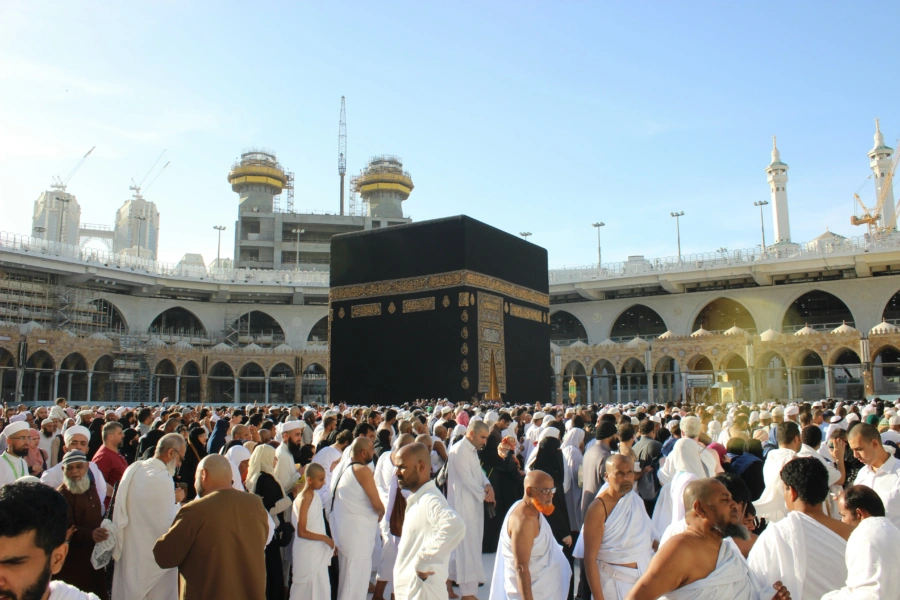 Hajj 2026: Why the Meningitis ACWY Vaccine is Essential for Pilgrims